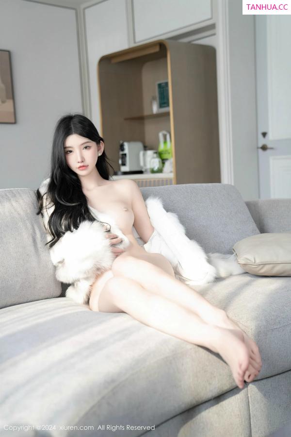 周于希dummy  [XiuRen]高清写真图 2024.04.12 No.8383 周于希Sally 丝袜美腿第78张图片